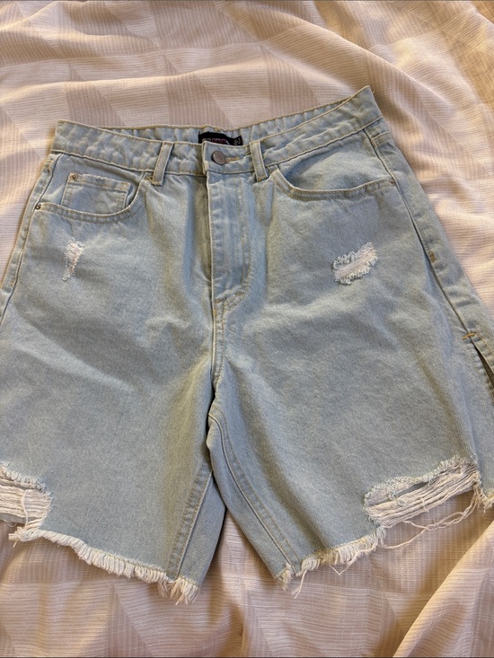 PrettyLittleThing Pants - NWT PrettyLittleThing Light Blue Distressed Denim Shorts